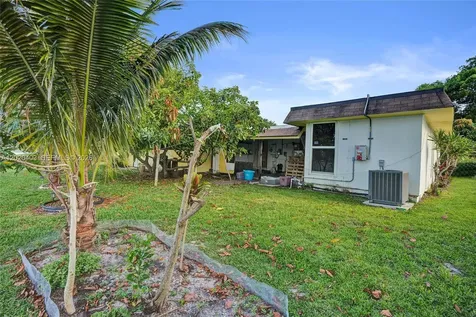 6408 NW 72nd Avenue Tamarac FL 33321