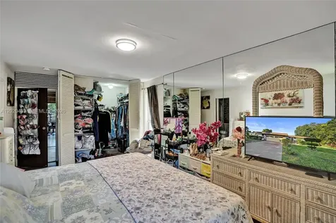 6408 NW 72nd Avenue Tamarac FL 33321