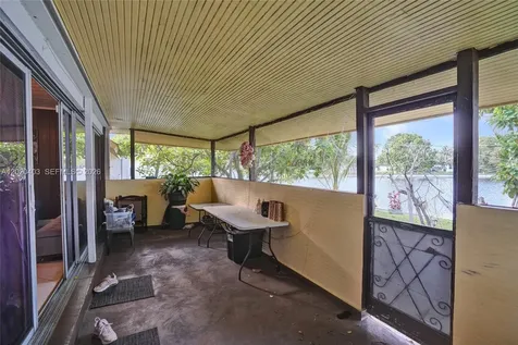 6408 NW 72nd Avenue Tamarac FL 33321