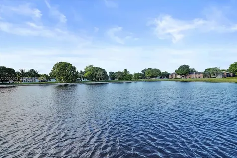 6408 NW 72nd Avenue Tamarac FL 33321