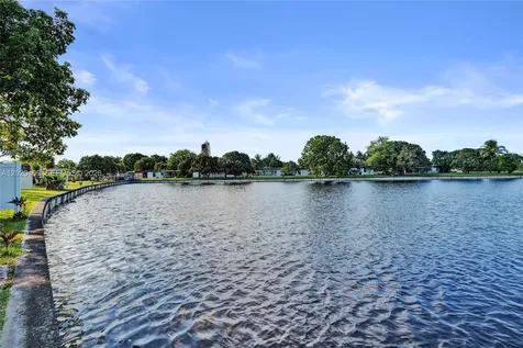 6408 NW 72nd Avenue Tamarac FL 33321