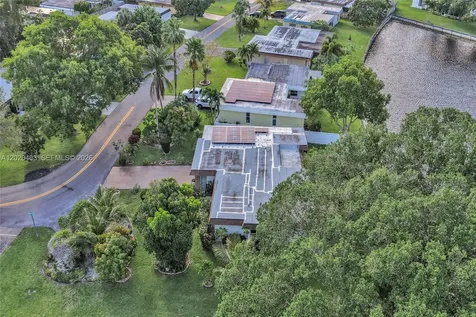 6408 NW 72nd Avenue Tamarac FL 33321