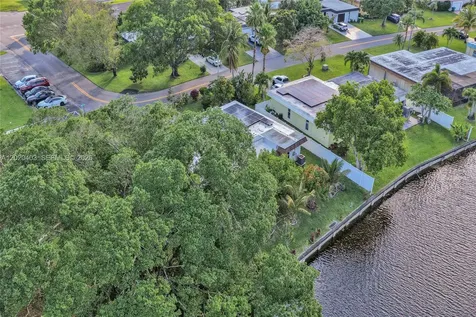 6408 NW 72nd Avenue Tamarac FL 33321