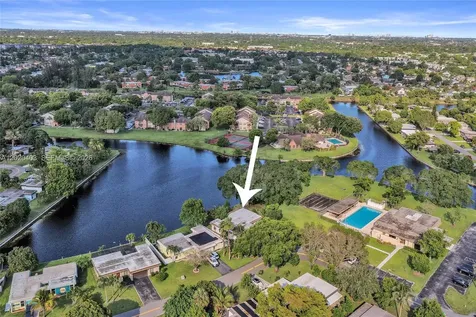 6408 NW 72nd Avenue Tamarac FL 33321
