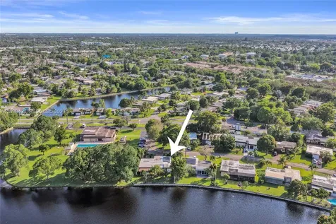 6408 NW 72nd Avenue Tamarac FL 33321