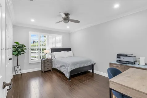 321 NW 193rd Avenue Pembroke Pines FL 33029