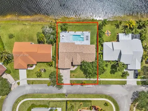 321 NW 193rd Avenue Pembroke Pines FL 33029