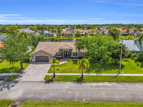 321 NW 193rd Avenue Pembroke Pines FL 33029