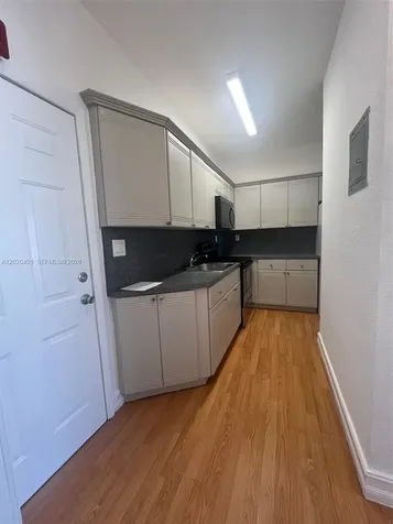 820 Euclid Avenue Miami Beach FL 33139