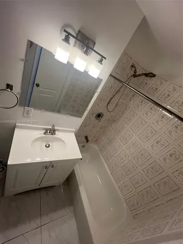 820 Euclid Avenue Miami Beach FL 33139