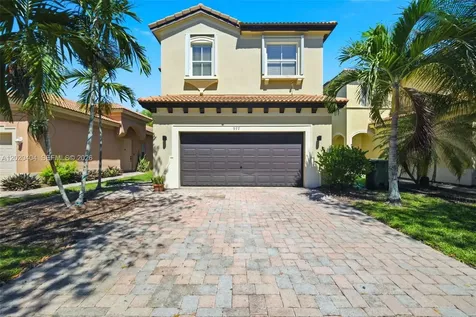 977 NE 37th Place Homestead FL 33033