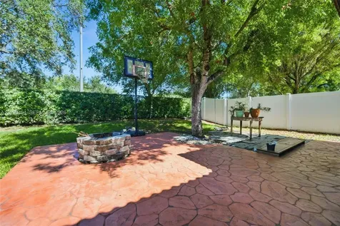 977 NE 37th Place Homestead FL 33033