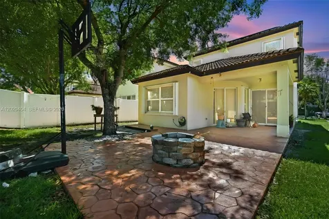 977 NE 37th Place Homestead FL 33033