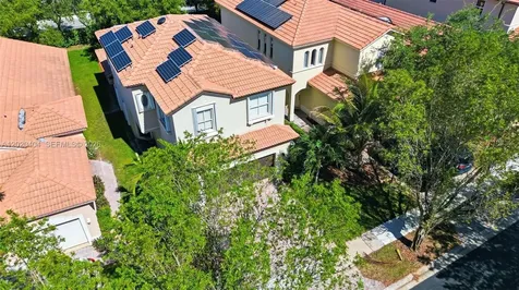 977 NE 37th Place Homestead FL 33033