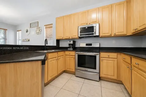 977 NE 37th Place Homestead FL 33033