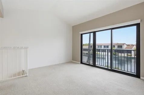 8555 Ardoch Road Miami Lakes FL 33016
