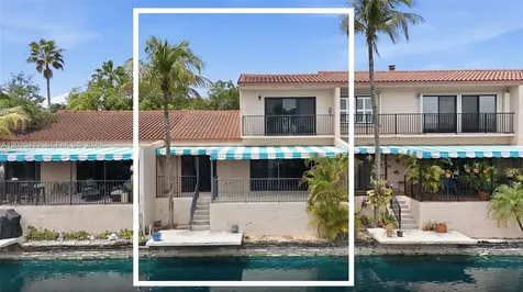 8555 Ardoch Road Miami Lakes FL 33016