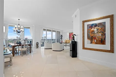 21200 Point Place Aventura FL 33180