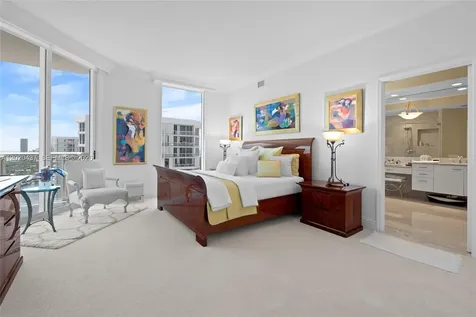 21200 Point Place Aventura FL 33180
