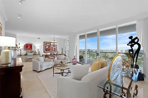 21200 Point Place Aventura FL 33180