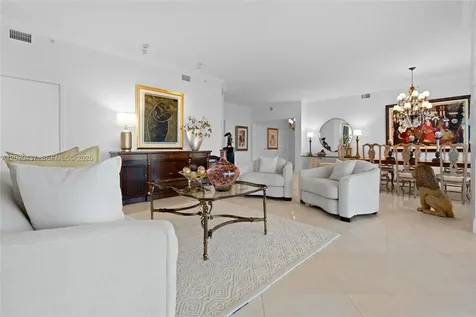21200 Point Place Aventura FL 33180