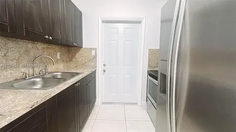 2125 NW 66th Street Miami FL 33147