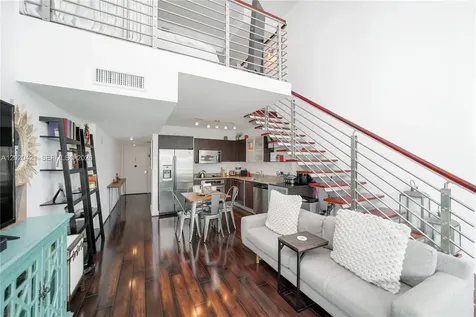 41 SE 5th Street Miami FL 33131