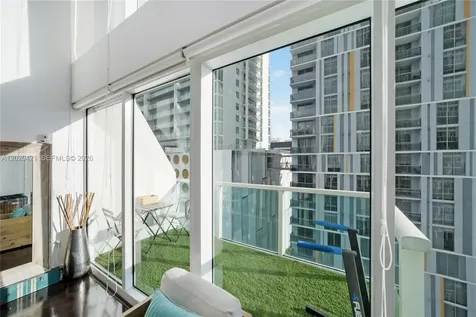 41 SE 5th Street Miami FL 33131