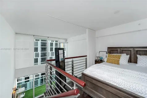 41 SE 5th Street Miami FL 33131