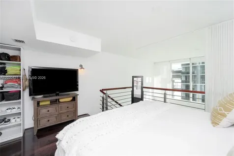 41 SE 5th Street Miami FL 33131