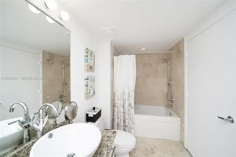 41 SE 5th Street Miami FL 33131