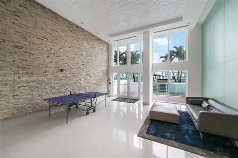 41 SE 5th Street Miami FL 33131