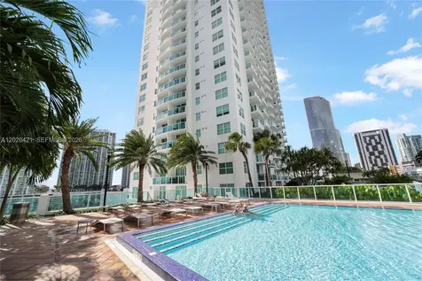41 SE 5th Street Miami FL 33131