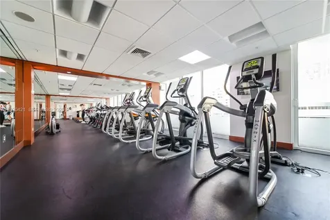 41 SE 5th Street Miami FL 33131