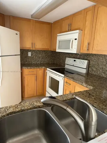 8275 SW 152nd Avenue Miami FL 33193