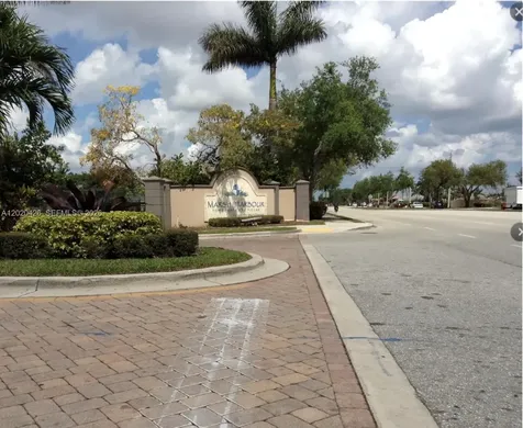 2043 Nassau Drive Riviera Beach FL 33404