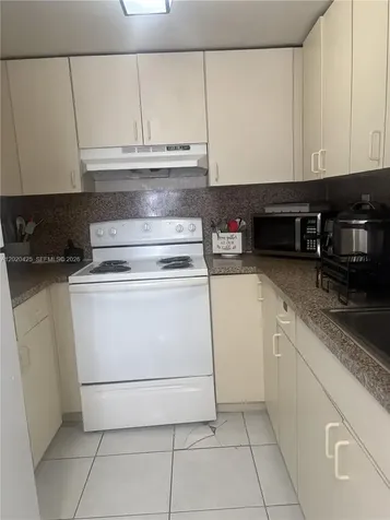 6620 W 2nd Court Hialeah FL 33012