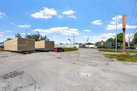 3066 NW River Drive Miami FL 33142