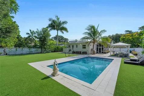 11144 NE 8th Court Biscayne Park FL 33161