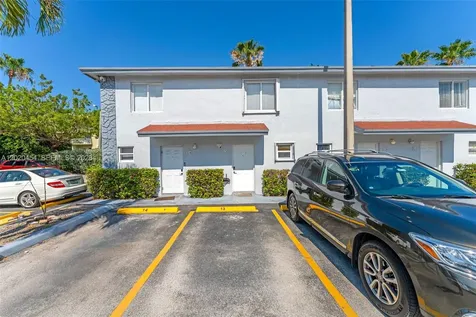 8025 NW 8th Street Miami FL 33126