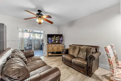 8025 NW 8th Street Miami FL 33126