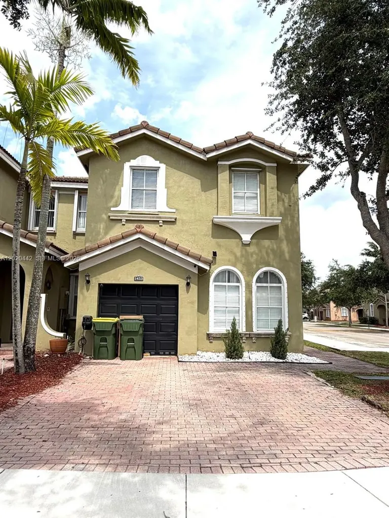 1453 SE 24th Road Homestead FL 33035