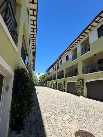 3204 Bird Avenue Miami FL 33133