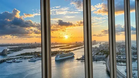 Miami FL 33132