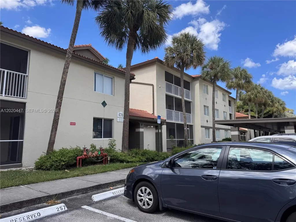 470 S Park Road Hollywood FL 33021