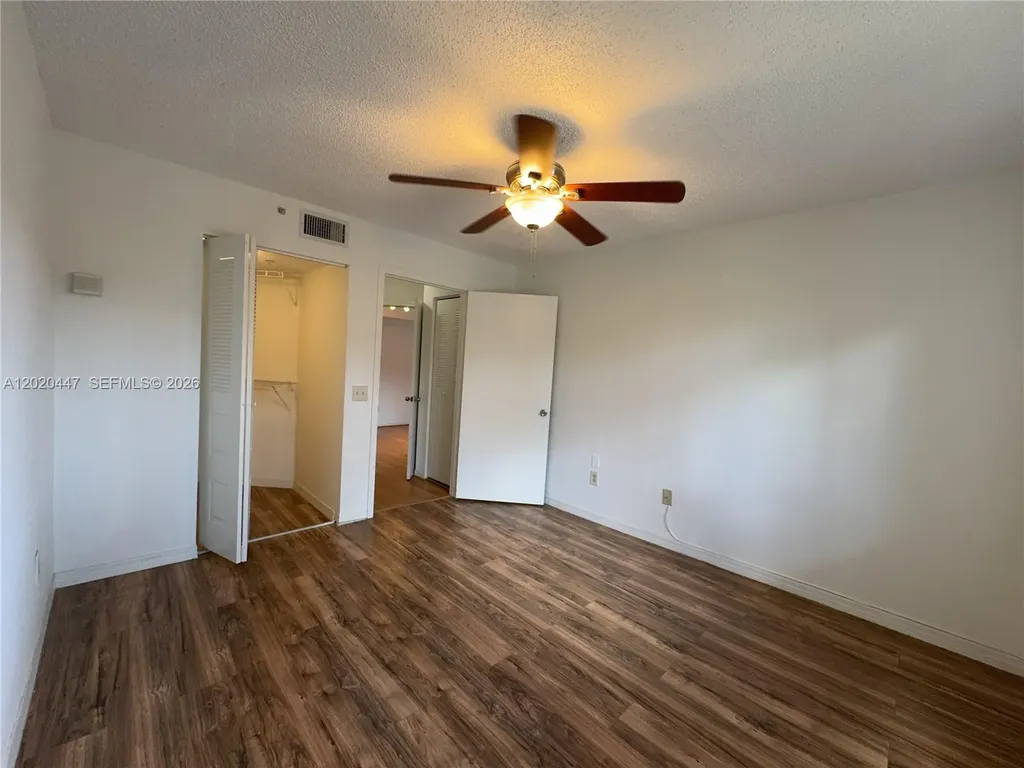 470 S Park Road Hollywood FL 33021