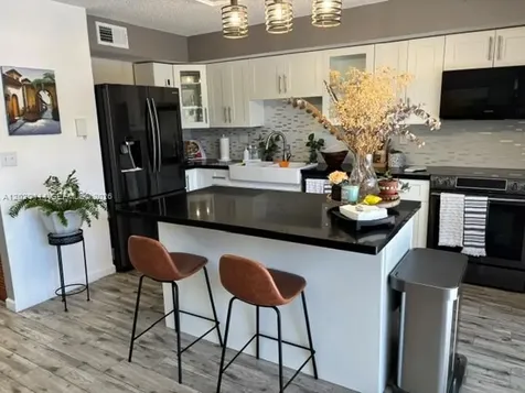 10621 SW 79th Terrace Miami FL 33173