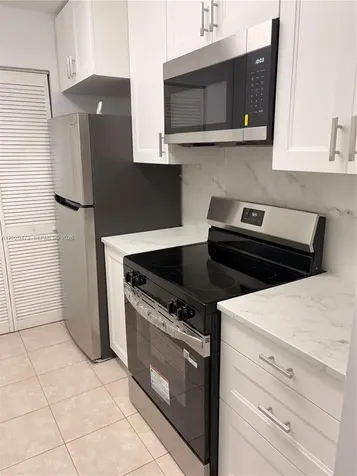 8753 NW 39th Street Sunrise FL 33351