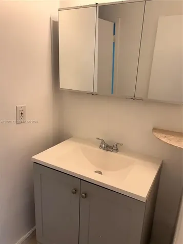 8753 NW 39th Street Sunrise FL 33351