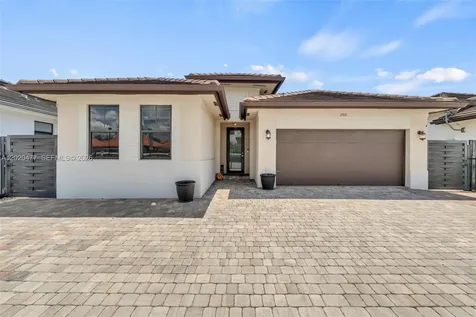 2921 SW 152nd Avenue Miami FL 33185